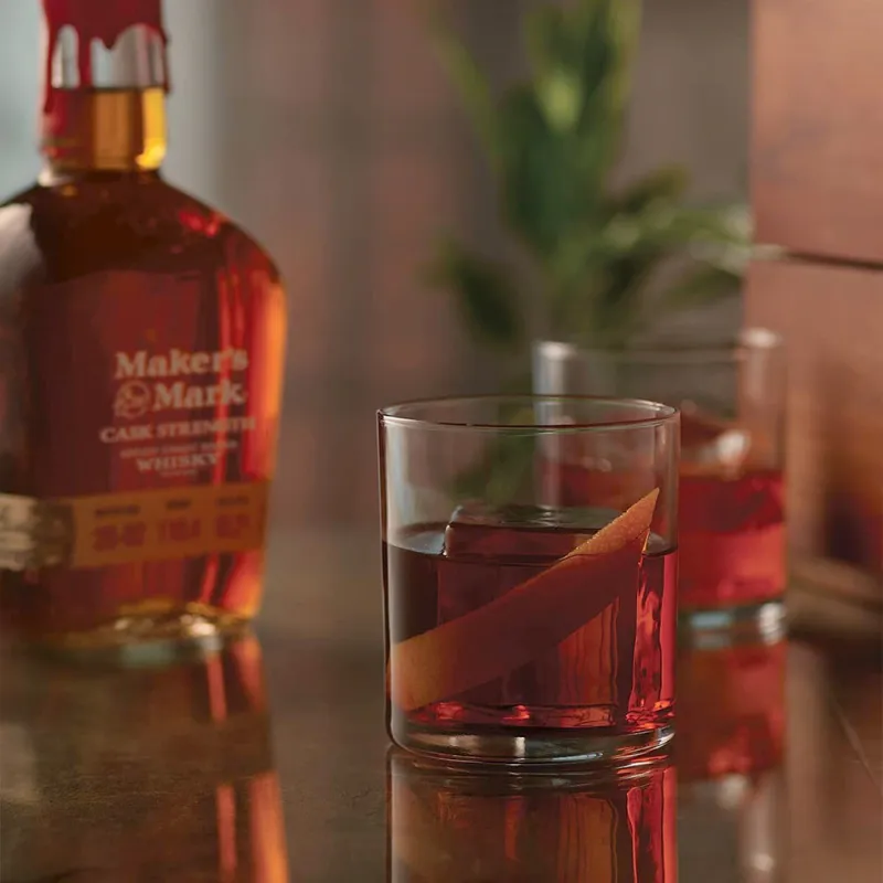 Maker’s Mark bourbon cocktail - Cask Strength Boulevardier